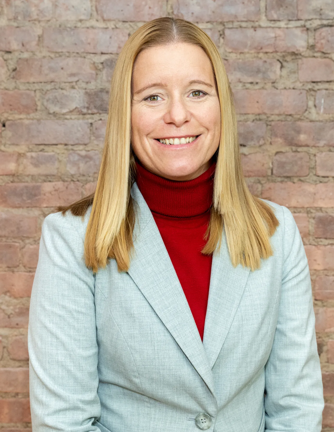 Monique Van Deelen-Lewis